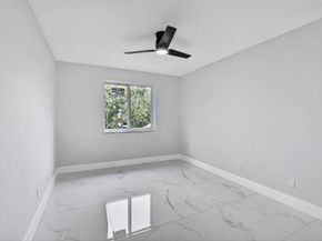 387 SW 163rd Ave, Pembroke Pines FL 33027