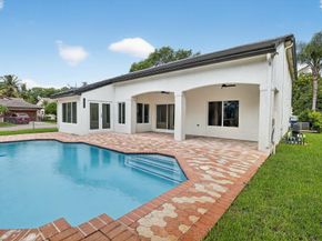 387 SW 163rd Ave, Pembroke Pines FL 33027
