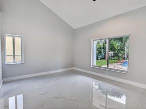 387 SW 163rd Ave, Pembroke Pines FL 33027