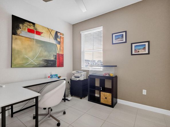 10012 NW 7th Street 213, Miami FL 33172