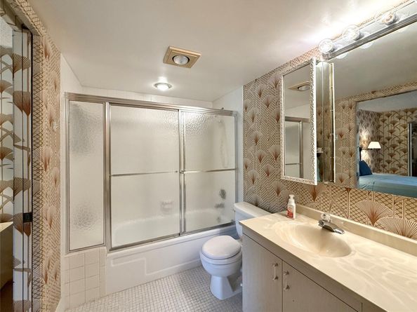 2504 Antigua Ter D2, Coconut Creek FL 33066