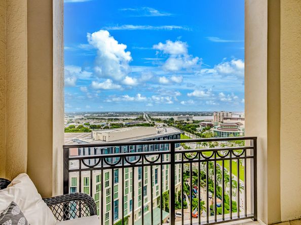 550 Okeechobee Boulevard Lph12, West Palm Beach FL 33401