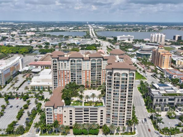 550 Okeechobee Boulevard Lph12, West Palm Beach FL 33401