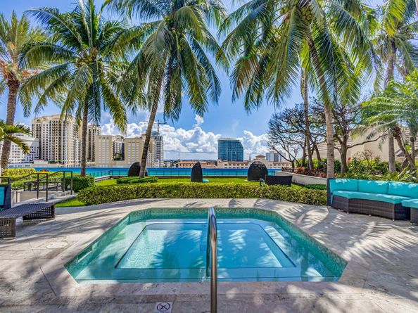 550 Okeechobee Boulevard Lph12, West Palm Beach FL 33401