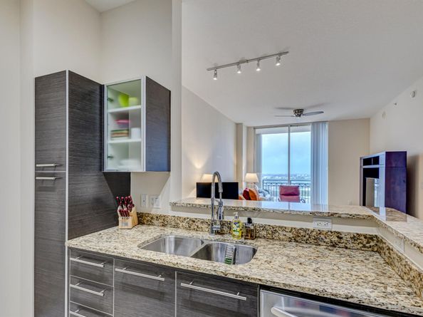 550 Okeechobee Boulevard Lph12, West Palm Beach FL 33401