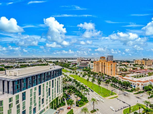 550 Okeechobee Boulevard Lph12, West Palm Beach FL 33401