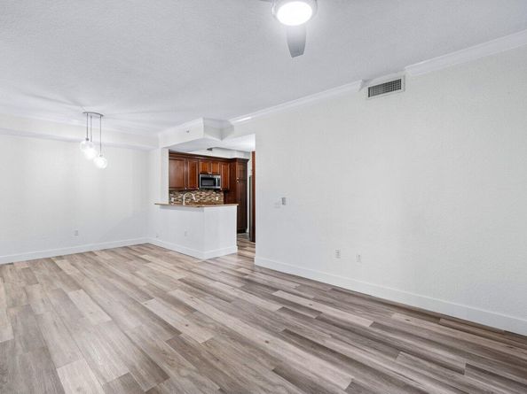 1 Renaissance Way 117, Boynton Beach FL 33426