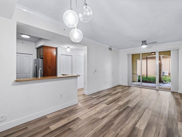 1 Renaissance Way 117, Boynton Beach FL 33426