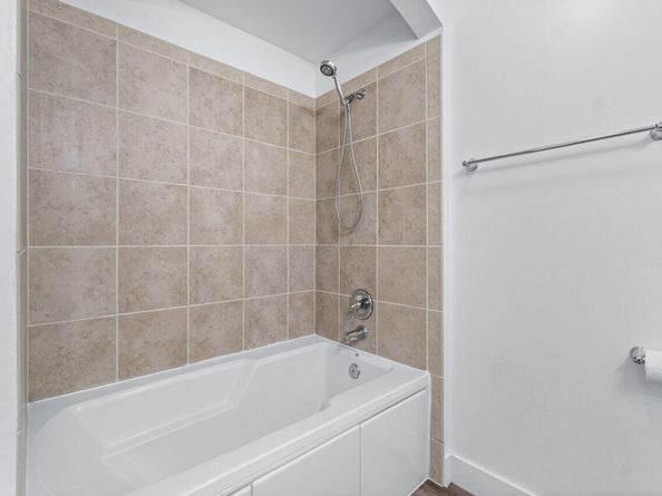1 Renaissance Way 117, Boynton Beach FL 33426