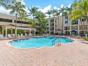 1 Renaissance Way 117, Boynton Beach FL 33426
