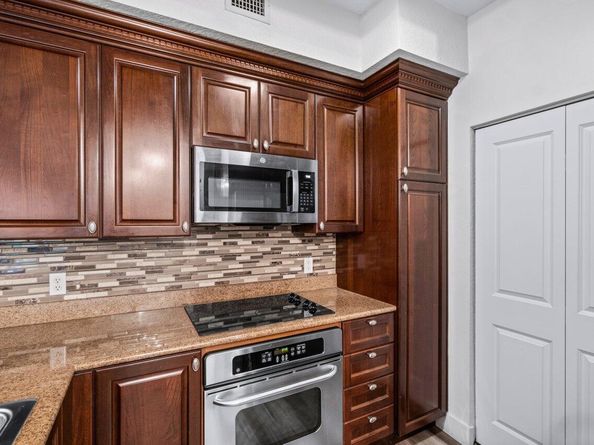 1 Renaissance Way 117, Boynton Beach FL 33426