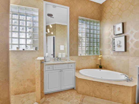 7886 Villa D Este Way, Delray Beach FL 33446