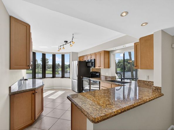 16885 Waterbend Drive 175, Jupiter FL 33477
