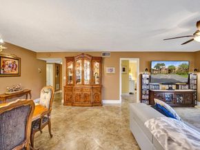 2210 SW 92nd Ter 2702, Davie FL 33324