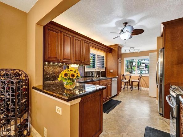 2210 SW 92nd Ter 2702, Davie FL 33324
