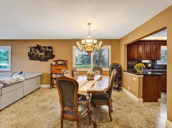 2210 SW 92nd Ter 2702, Davie FL 33324