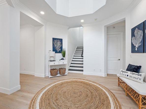 17065 Bay Street, Jupiter FL 33477