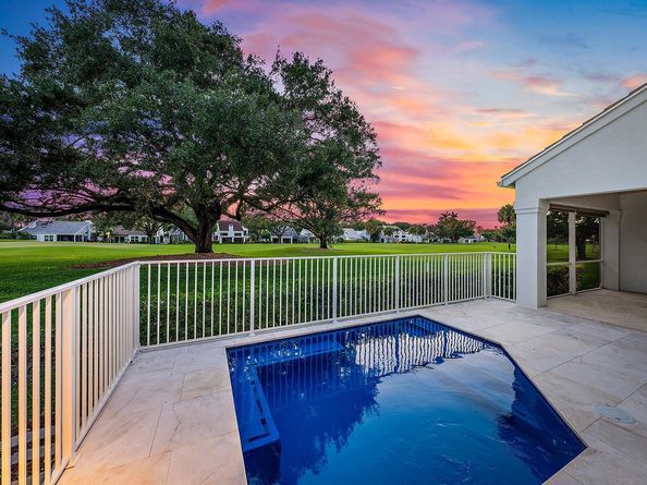 17065 Bay Street, Jupiter FL 33477