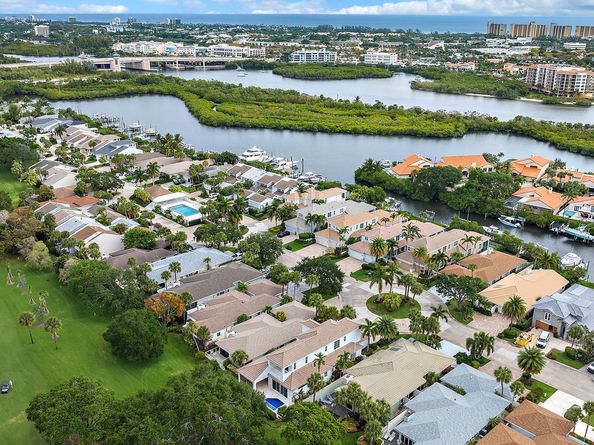 17065 Bay Street, Jupiter FL 33477