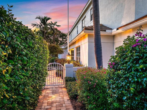 17065 Bay Street, Jupiter FL 33477