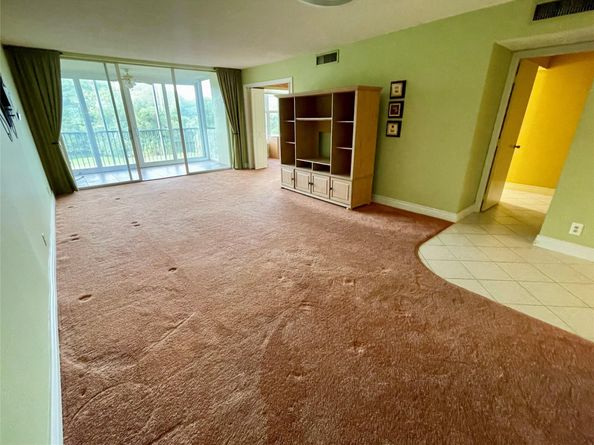 3151 S Palm Aire Dr 307, Pompano Beach FL 33069