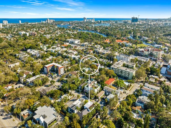 1205 SE 1st St, Fort Lauderdale FL 33301
