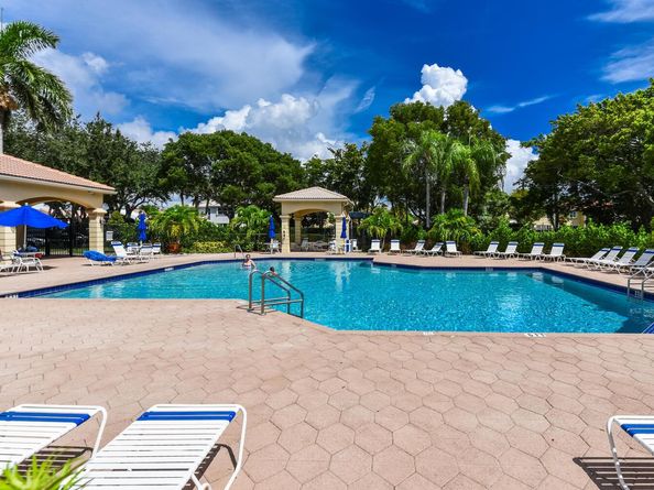 3861 Newport Avenue, Boynton Beach FL 33435