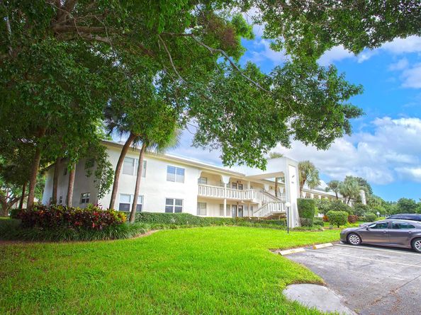 2805 Victoria Way F 2, Coconut Creek FL 33066