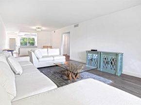 2805 Victoria Way F 2, Coconut Creek FL 33066