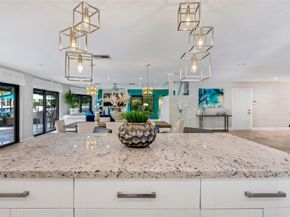 2541 NE 48th St, Lighthouse Point FL 33064