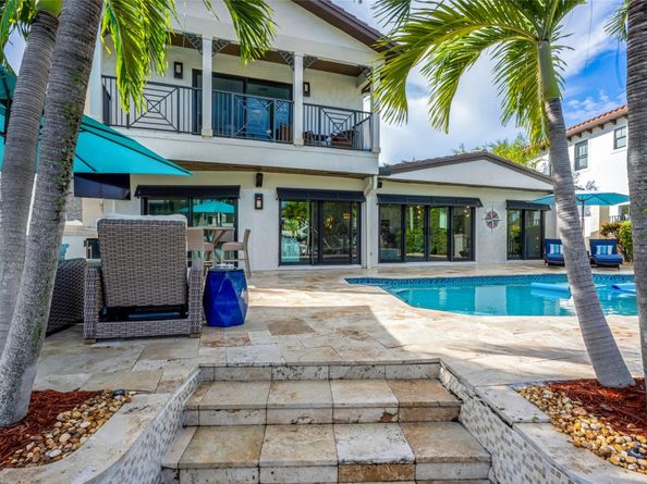 2541 NE 48th St, Lighthouse Point FL 33064