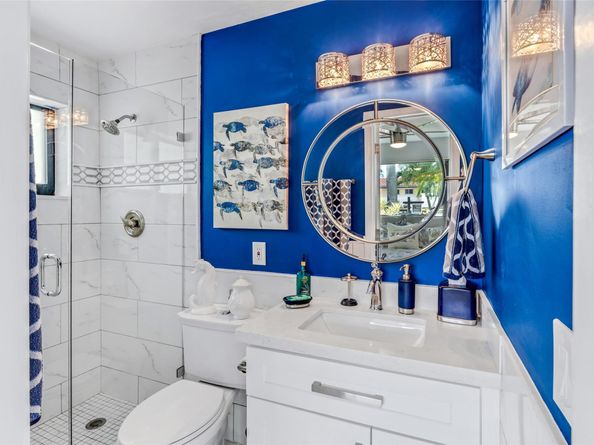 2541 NE 48th St, Lighthouse Point FL 33064