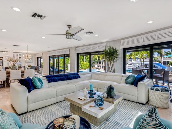 2541 NE 48th St, Lighthouse Point FL 33064