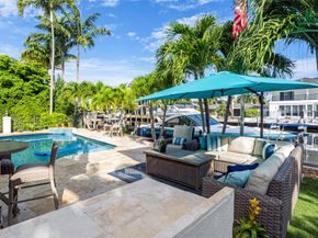 2541 NE 48th St, Lighthouse Point FL 33064