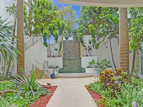 1830 Radius Dr 1317, Hollywood FL 33020