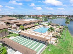 13355 SW 16th Ct 313E, Pembroke Pines FL 33027