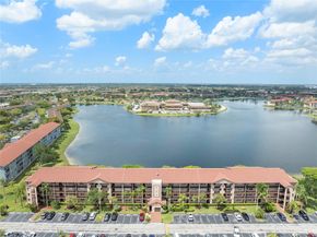 13355 SW 16th Ct 313E, Pembroke Pines FL 33027