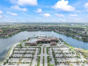 13355 SW 16th Ct 313E, Pembroke Pines FL 33027