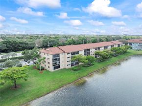 13355 SW 16th Ct 313E, Pembroke Pines FL 33027