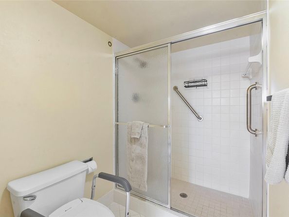 13355 SW 16th Ct 313E, Pembroke Pines FL 33027
