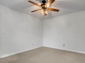 386 Prestwick Circle 3, Palm Beach Gardens FL 33418