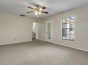 386 Prestwick Circle 3, Palm Beach Gardens FL 33418