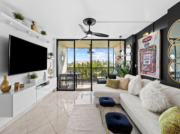 13 Royal Palm Way 5030, Boca Raton FL 33432
