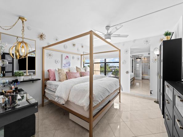 13 Royal Palm Way 5030, Boca Raton FL 33432