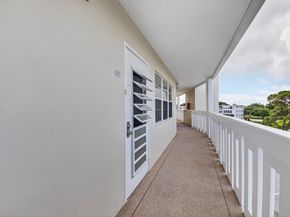 425 Grantham B, Deerfield Beach FL 33442