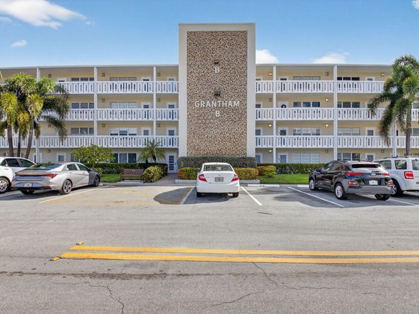 425 Grantham B, Deerfield Beach FL 33442