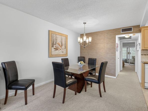 425 Grantham B, Deerfield Beach FL 33442