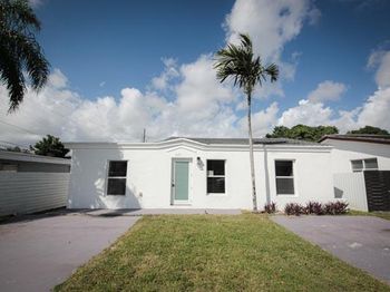6131 Coral Way