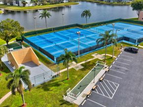 15453 Lakes Of Delray Boulevard 207, Delray Beach FL 33484
