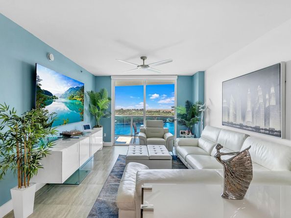 2641 N Flamingo Rd 1105N, Sunrise FL 33323